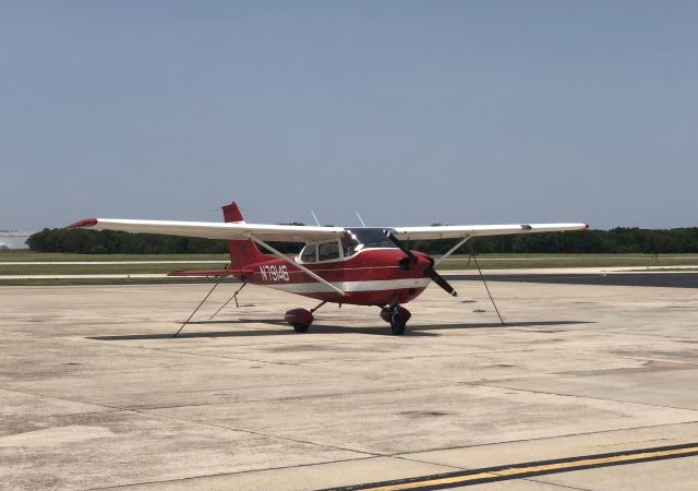 Cessna Skyhawk (N79146)