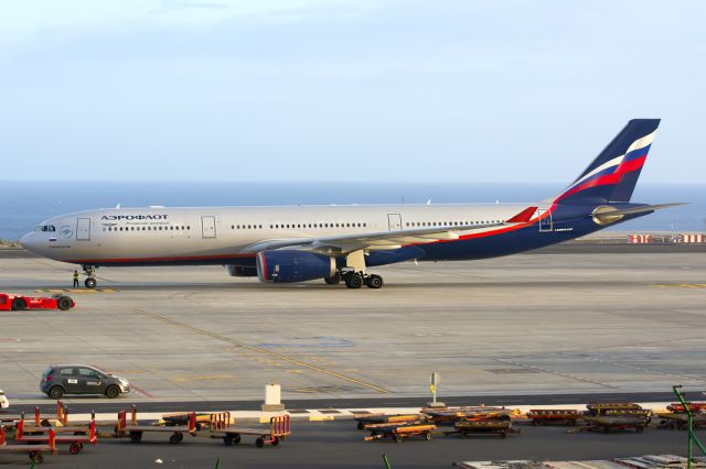 Airbus A330-300 (VQ-BQX) - TENERIFE SURbr /16/09/2018