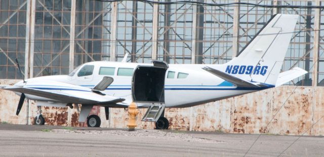 Cessna 404 Titan (N809RQ)