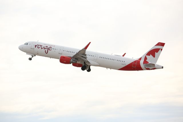 Airbus A321 (C-FJQL)