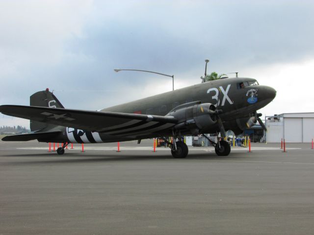 Douglas DC-3 (N60154) - Taxiing to display area