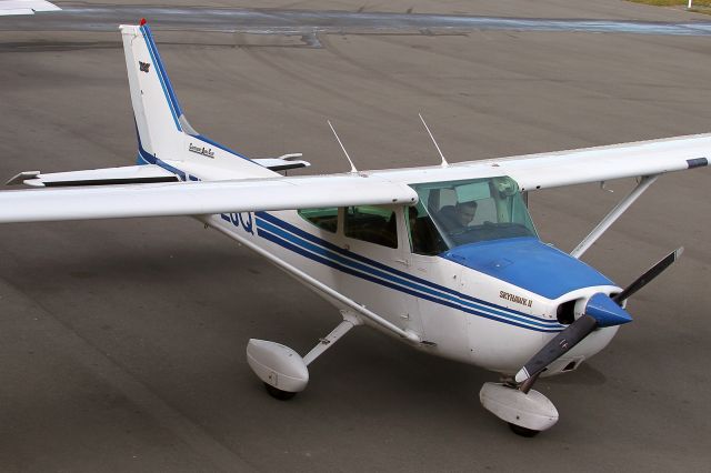 Cessna Skyhawk (ZK-EJQ)