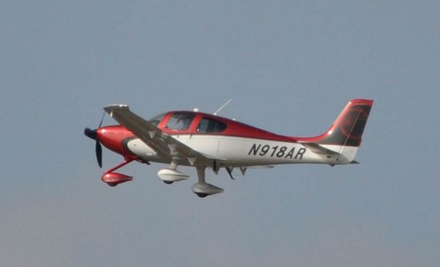 Cirrus SR22 Turbo (N918AR)