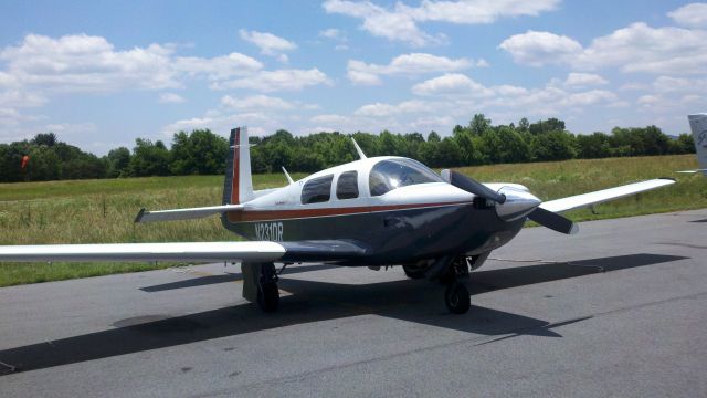 Mooney M-20 (N231DR)