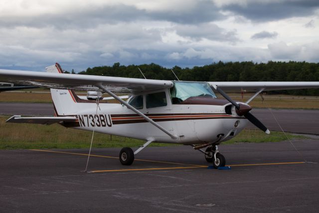 Cessna Skyhawk (N733BU)