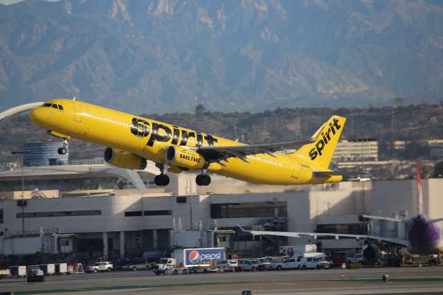 Airbus A321 (N682NK)