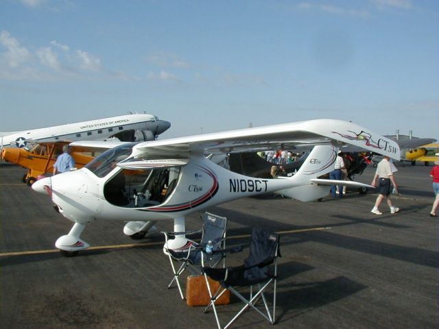 N109CT — - CT Aerospace CTSW at the Midway Open House in 2006