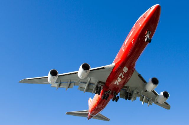 BOEING 747-8 (N6067E)