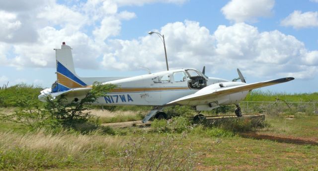 Piper Cherokee (N17WA)