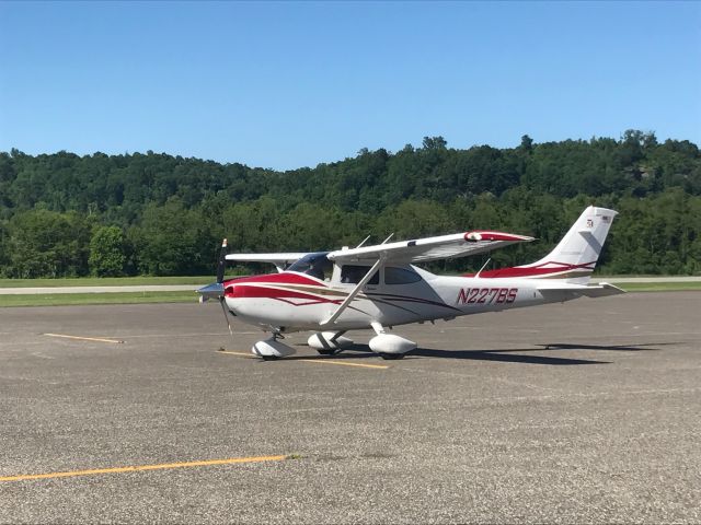 Cessna Skylane (N227BS)