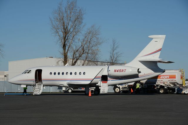 Dassault Falcon 2000 (N45RT)