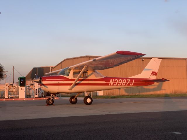 Cessna Commuter (N3987J) - Refueling During A Sunset