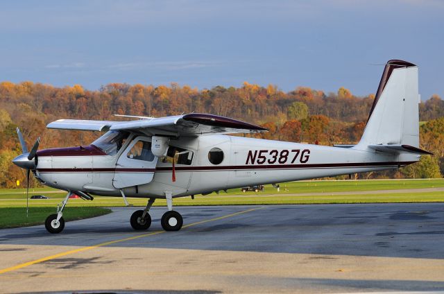 HELIO U-10 Super Courier (N5387G) - Seen at KFDK on 11/1/2009.      a href=http://discussions.flightaware.com/profile.php?mode=viewprofile&u=269247  [ concord977 profile ]/a