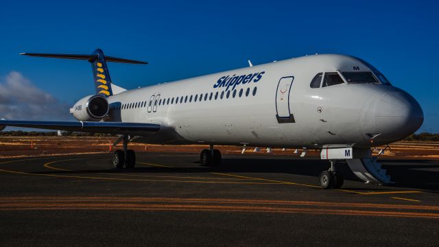 Fokker 100 (VH-XKM)