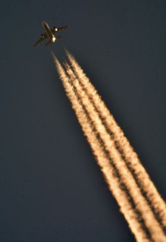 McDonnell Douglas DC-10 — - FedEx 957  Memphis Intl to Greater Rochester Intl over Cleveland 35,000 ft. 10-23-14