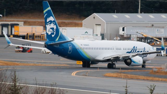 Boeing 737-800 (N594AS) - Alaska Airlines ASA89/AS89 from Anchorage (PANC/ANC) taxis Foxtrot to Ramp from runway 26 after landing.br /Photo date: 10-30-24br /Upload date: 1/4/25