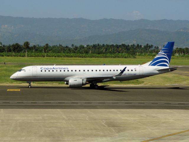 Embraer ERJ-190 (HP-1556CMP)