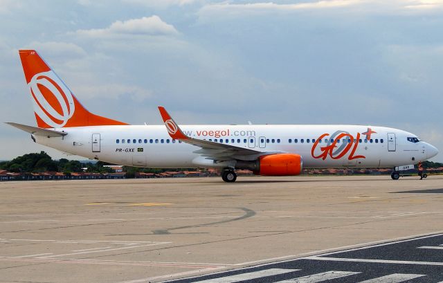 Boeing 737-800 (N39618)