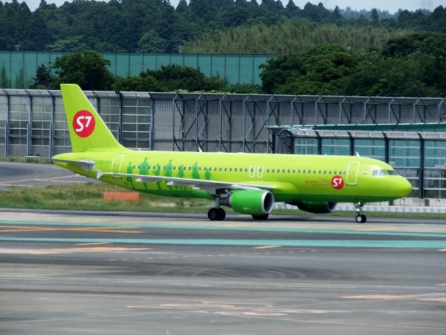 Airbus A320 (VQ-BRC)