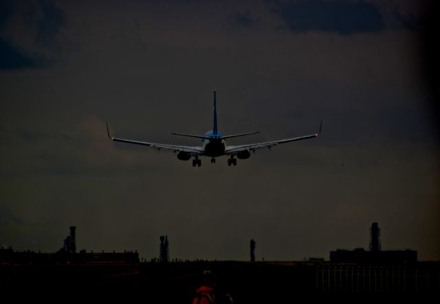 Boeing 737-700 (JA05AN)
