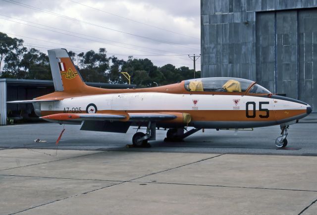 A7005 — - AUSTRALIA - AIR FORCE - COMMONWEALTH CA-30 (MB-326H) - REG A7-005 (CN CA30-005) - EDINBURGH RAAF BASE ADELAIDE SA. AUSTRALIA - YPED (16/11/1986)