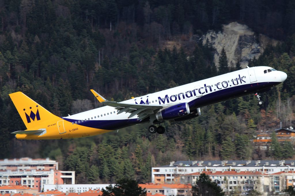 Airbus A321 (G-ZBAD)