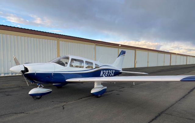 Piper Cherokee (N2875Z) - N2875Z after the new paint job.