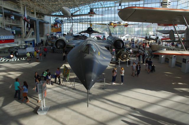 — — - Boeing Museum of Flight