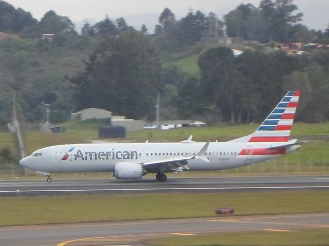 Boeing 737 MAX 8 (N310RF)