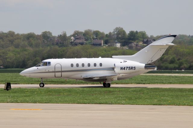 Hawker 800 (N475RS)