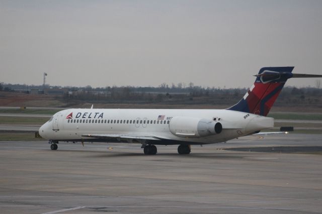 Boeing 717-200 (N933AT)