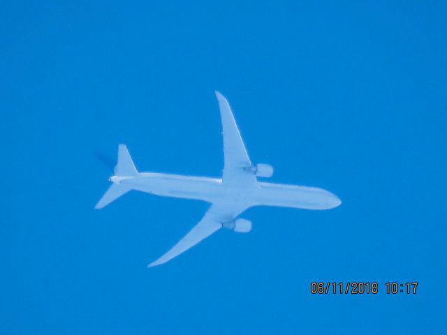 BOEING 767-400 (N78060)