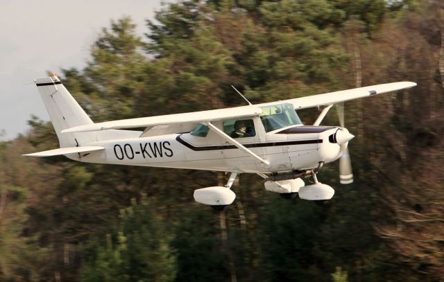 Cessna 152 (OO-KWS)
