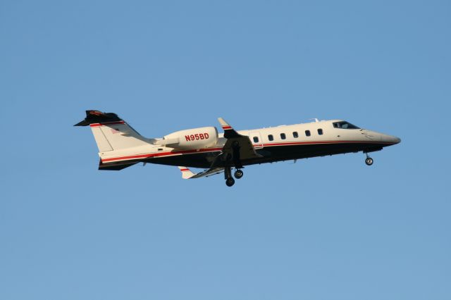 Learjet 60 (N95BD)