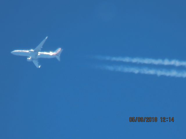Boeing 737-800 (N920NN)