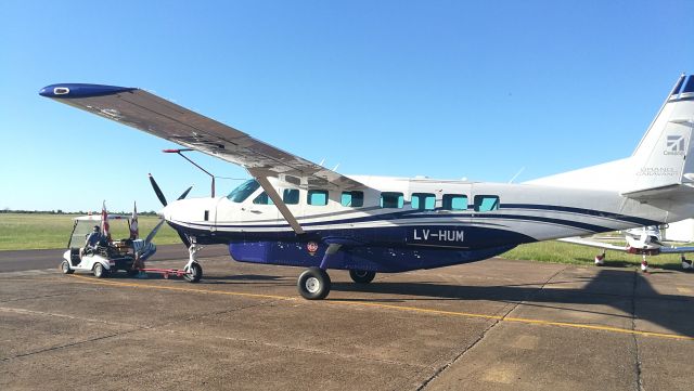 Cessna Caravan (LV-HUM)