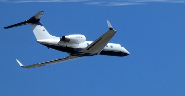 Gulfstream Aerospace Gulfstream IV (N137DR) - Shortly after departure is this 1997 Gulfstream G-IV(SP) in the Spring of 2021.