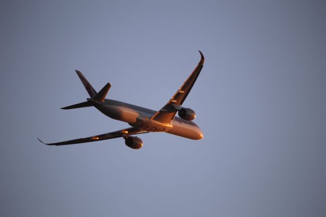 Airbus A350-1000 (A7-ANS)