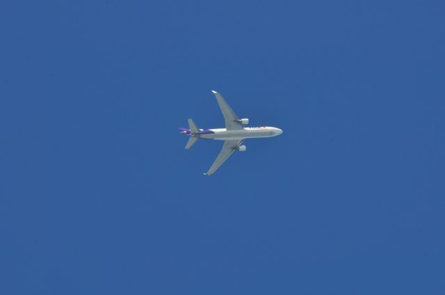 Boeing MD-11 (N589FE)