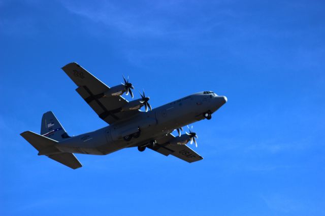 Lockheed C-130 Hercules (08-5715) - C130 practicing approaches at HOB airport.