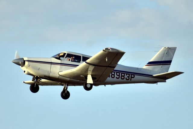 Piper PA-24 Comanche (N8983P)