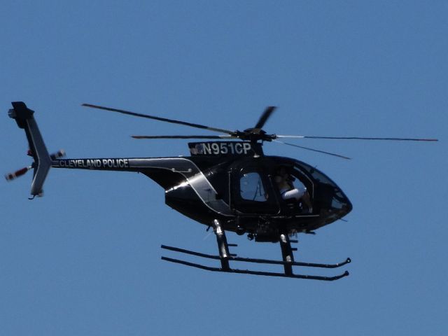 MD Helicopters MD 500 (N951CP)