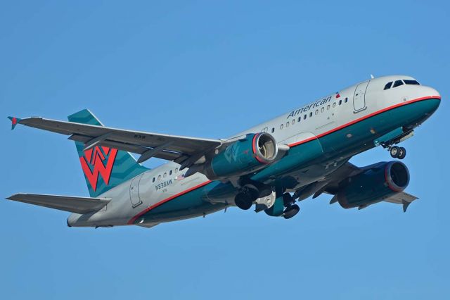 Airbus A319 (N838AW) - American A319-132 N838AW in America West heritage livery at Phoenix Sky Harbor on February 9, 2018. 