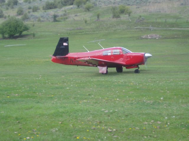 Mooney M-20 (N5842Q)