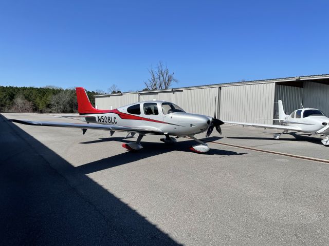 Cirrus SR-22 (N508LC)