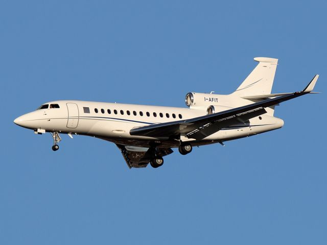 Dassault Falcon 7X (I-AFIT)