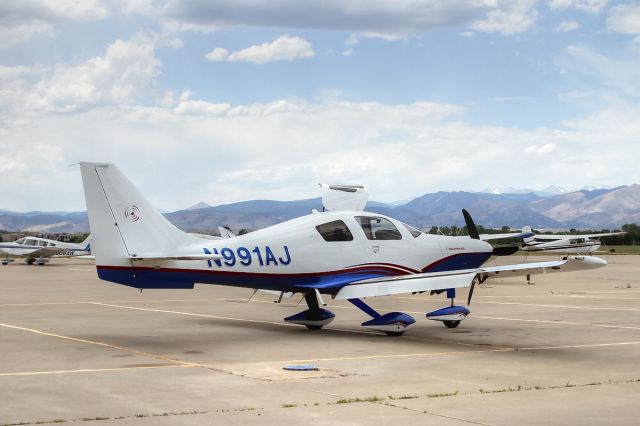 Cessna 400 (N991AJ)