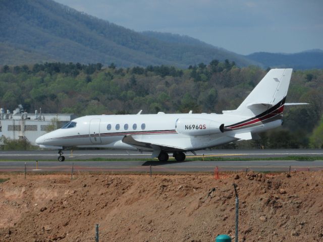 Cessna Citation Latitude (N696QS)