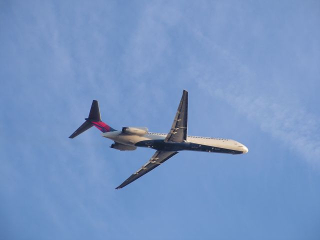 McDonnell Douglas MD-88 (N958DL)