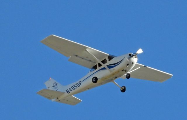 Cessna Skyhawk (N495SP)